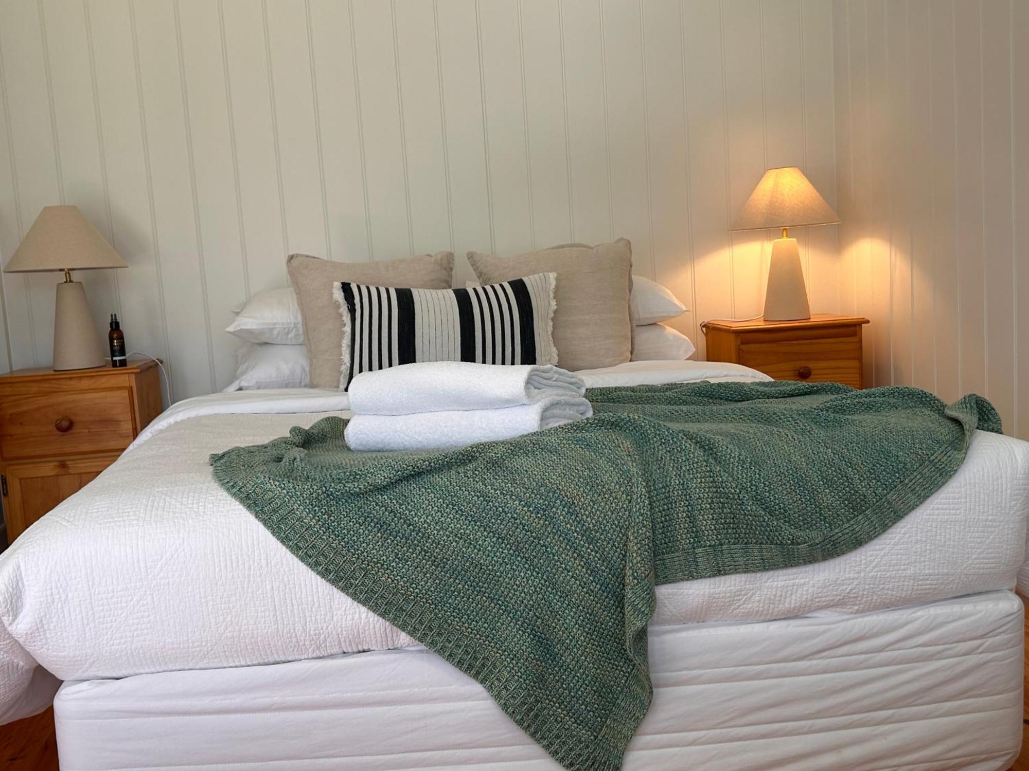 Nest - Charming, Comfortable Coastal Villa พอร์ตแฟรี ภายนอก รูปภาพ