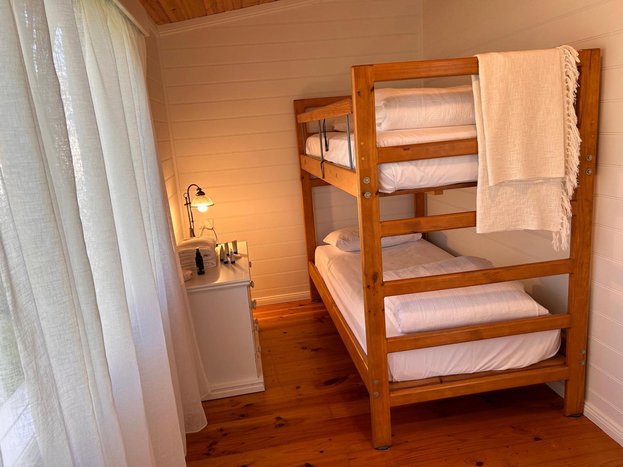 Nest - Charming, Comfortable Coastal Villa พอร์ตแฟรี ภายนอก รูปภาพ